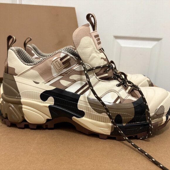 BURBERRY Brown Camouflage Arthur Sneakers Low-top Men's Size US 12D NWB - Picture 1 of 12